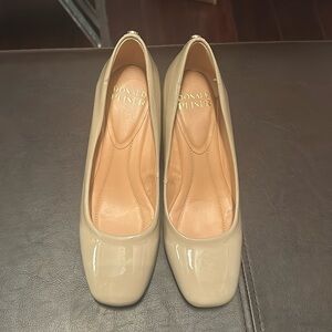 Brand new Donald Pliner Audry size 6 patent leather shoe never worn